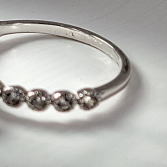 Elegant Rhodium-Plated Size 9 Ring with Square-Cut Pale Pink Gemstone - Picture 3 of 8